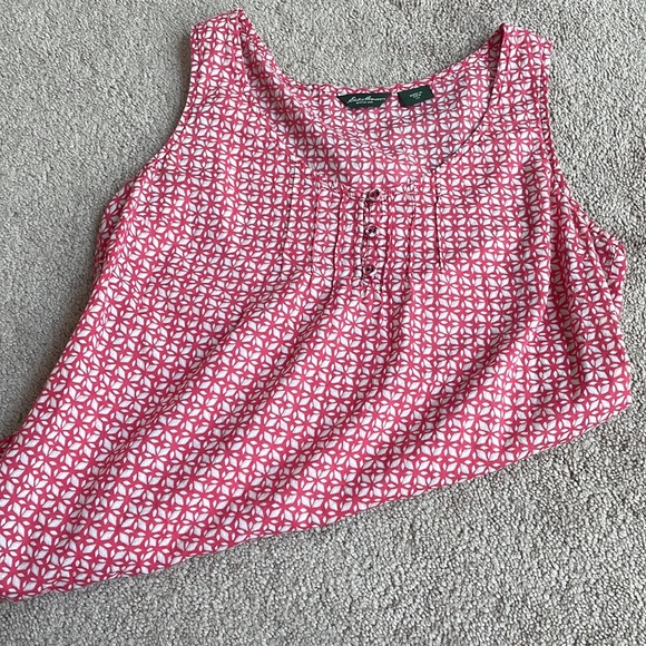 Lightweight Eddie Bauer tank. Size XS - Picture 3 of 9